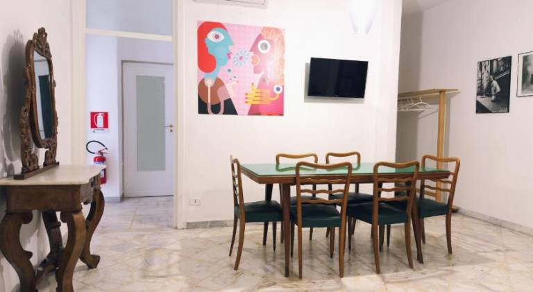 Holiday apartment with 2 rooms for 3 persons in Bari