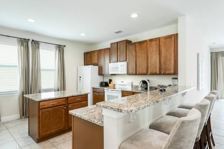 Children-friendly vacation home with private pool | Pets allowed — photo 3