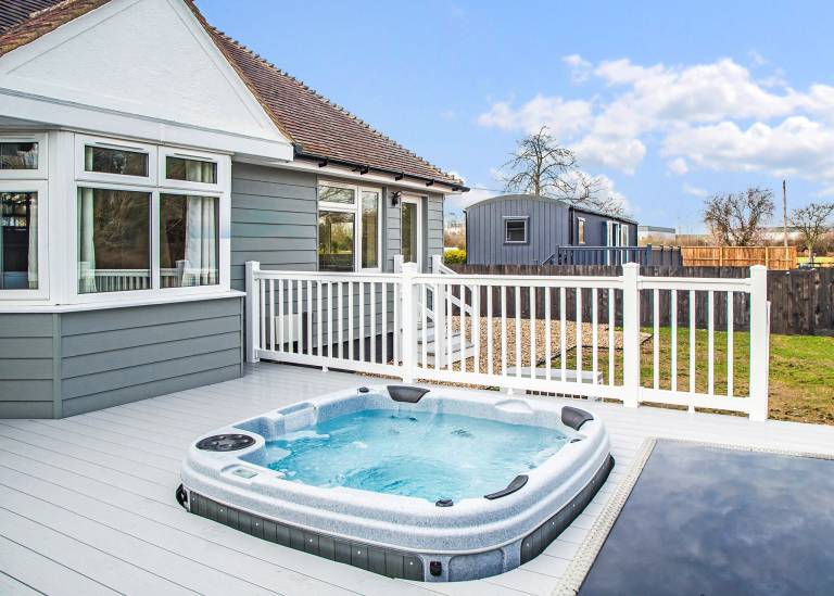 Cottage Harlow