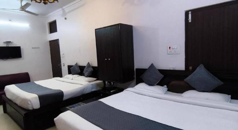 New hotel blue stars — photo 2