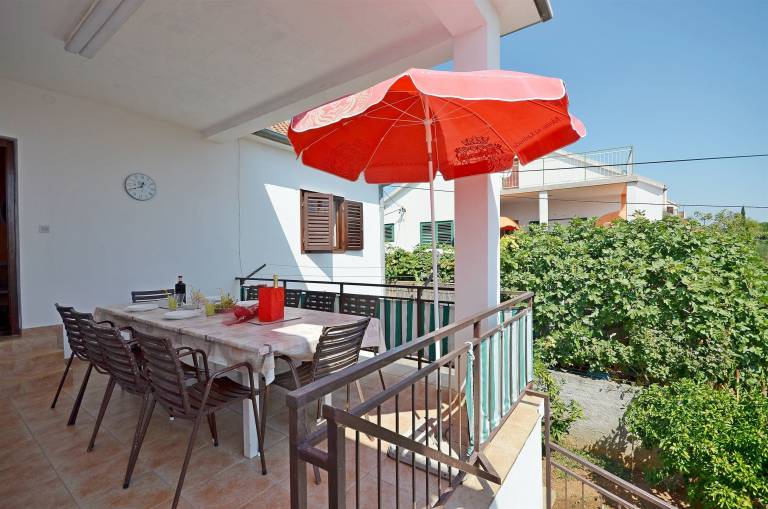 Holiday apartment with grill & patio | Pet-friendly — photo 2