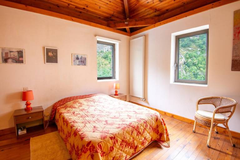 Pleasant gite with patio | Pets allowed — photo 3