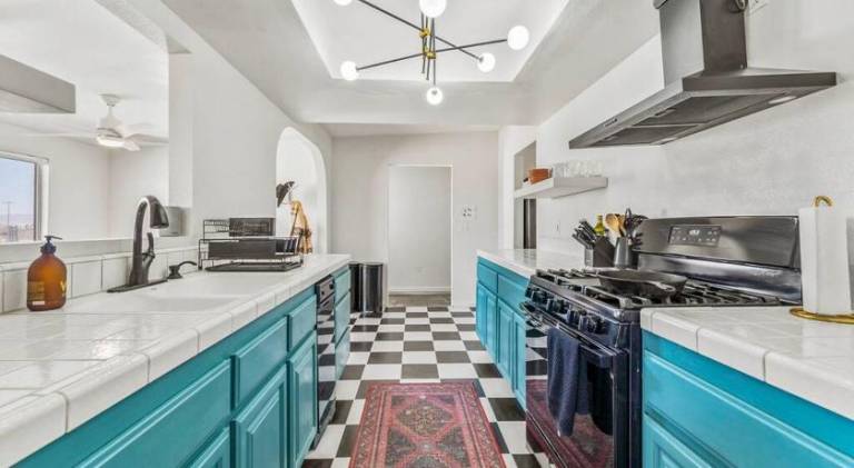 House with 2 rooms for 4 persons — photo 3