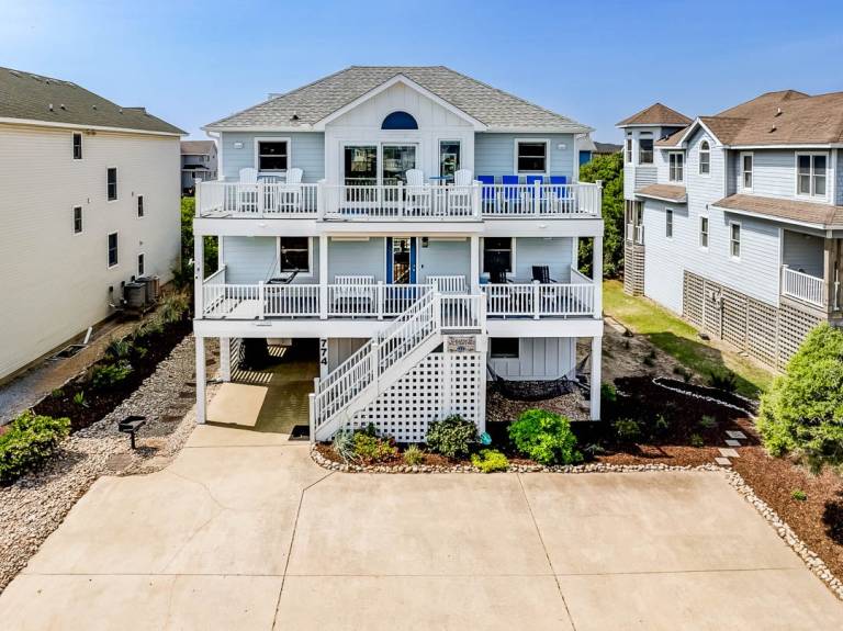 Crown Blessing 198 ft from the Beach Dog Friendly, Private Pool, Hot Tub Corolla — photo 4