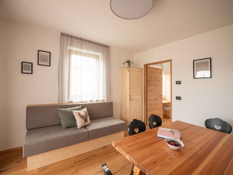 Ferienwohnung mit Hund in Meran für max. 5 Personen Ferienwohnung mit Hund in Meran für max. 5 Personen