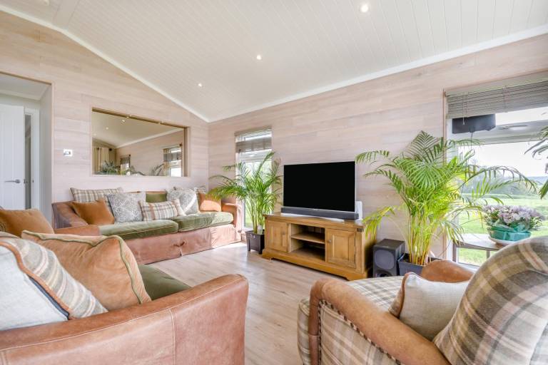 Wonderful lodge with BBQ & garden | Pets are welcome in Bude