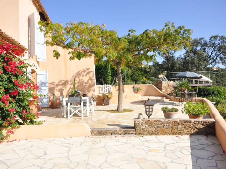 Fully equipped pleasant house with garden, patio & barbeque | Sea view | Dogs allowed — photo 5