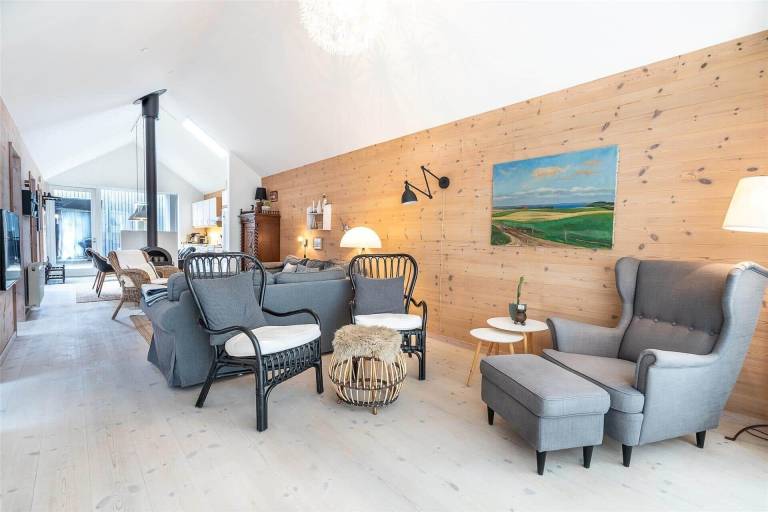 Wonderful vacation home with patio, sauna & grill | Pets are welcome — photo 4