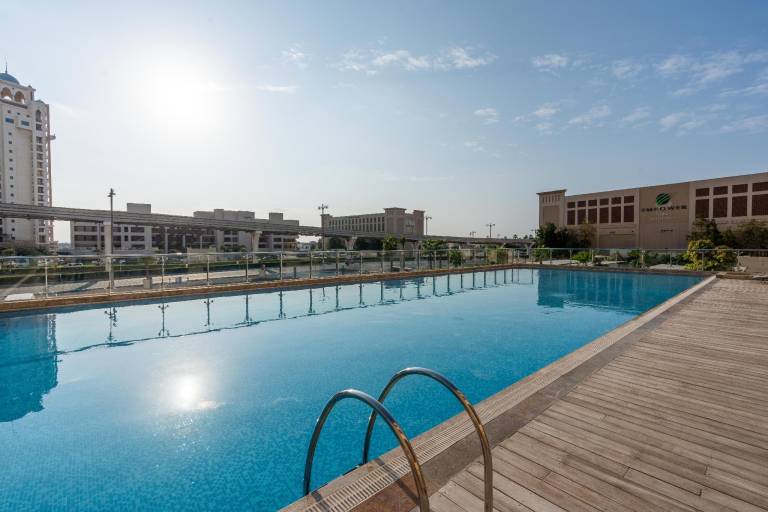 Vacation home with terrace | Near Palm Jumeirah — photo 5