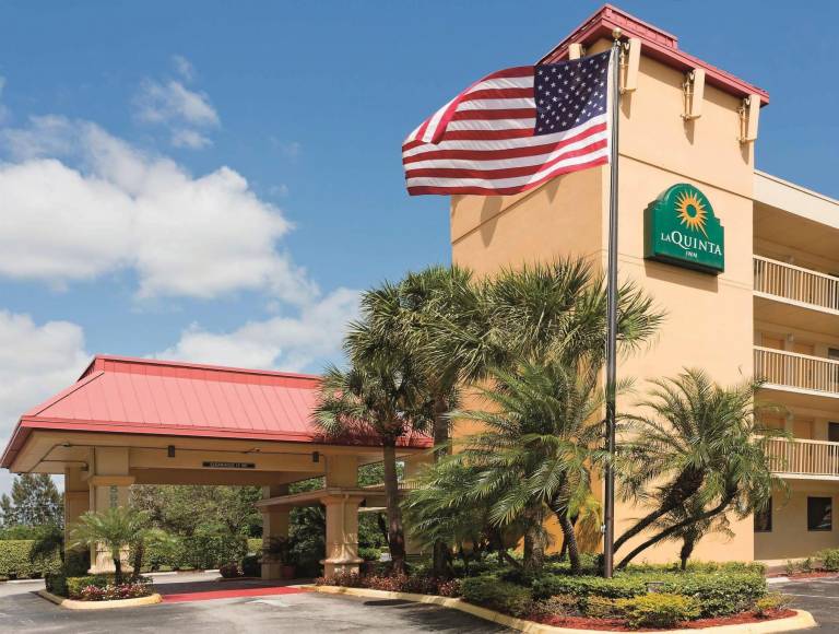 La Quinta Inn by Wyndham West Palm Beach - Florida Turnpike in West Palm Beach, FL