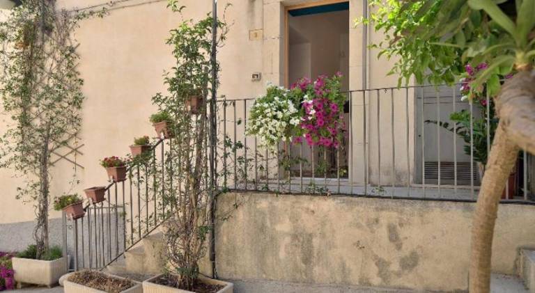 Charming vacation home | Next to Duomo of San Giorgio | Dogs allowed — photo 4