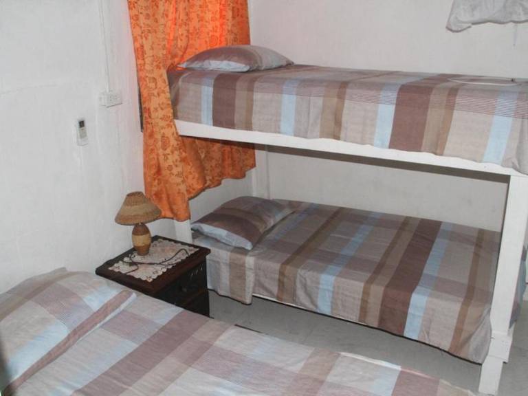 Green Sea Villa Helen Inn – Kilometer 4 Umrundung