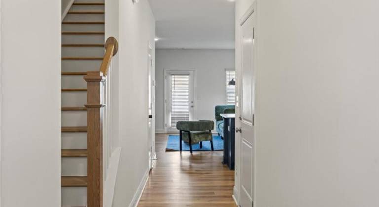 Ample vacation home | Pet-friendly — photo 4