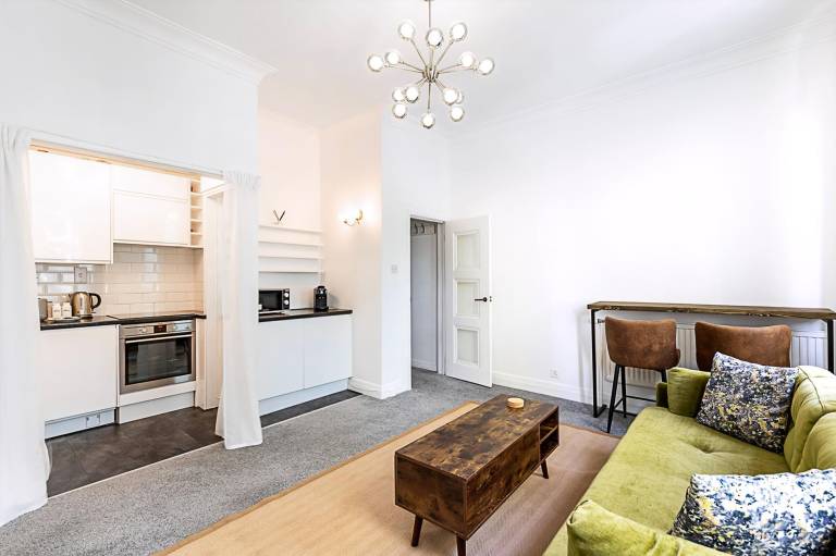 BEAU Elegant Knightsbridge Flat Near Harrods