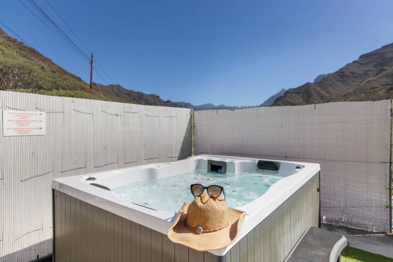 Ferienwohnung in La Humbridilla, Mogán f&uuml;r max. 3 Personen am Atlantik