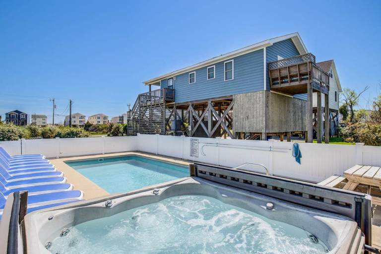 Just For You 988 ft from the beach Dog Friendly, Private Pool, Hot Tub Nags Head — photo 3