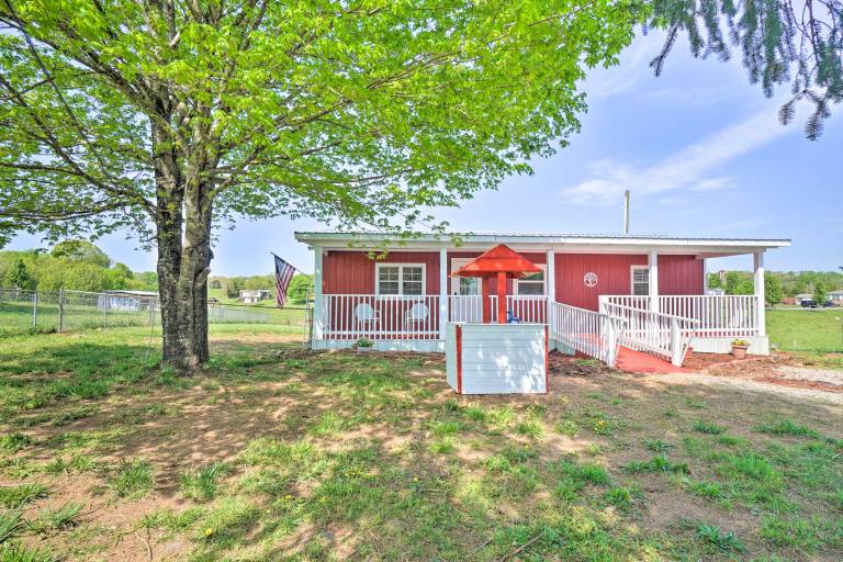 Landscape Views: Sweetwater Country Cottage! — photo 2