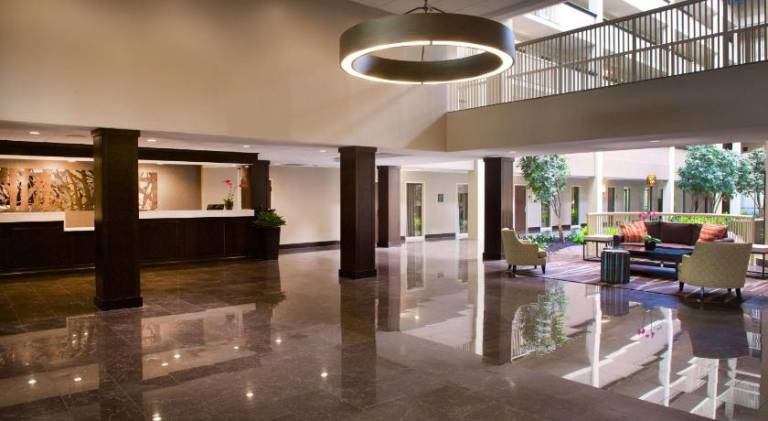 Embassy Suites by Hilton Philadelphia Airport — photo 5