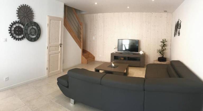 Fully equipped beautiful villa with yard & terrace | Dogs allowed — photo 4