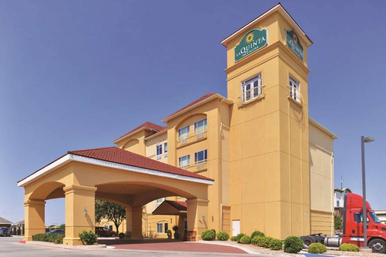 La Quinta Inn & Suites by Wyndham Abilene Mall in Abilene, TX