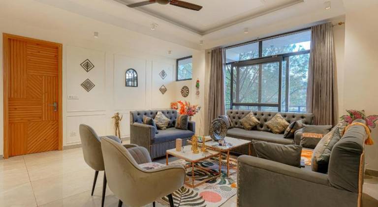 Kasauli Hill Crest Luxury 2 BHK Valley View — photo 3