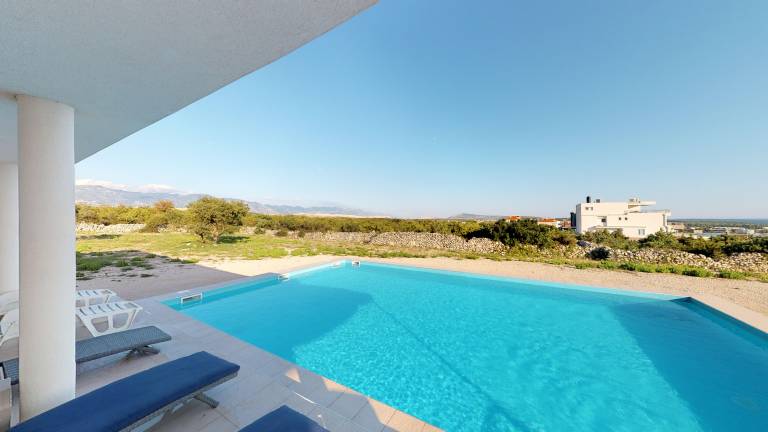 Villa with terrace, private pool & yard | Sea view — photo 3