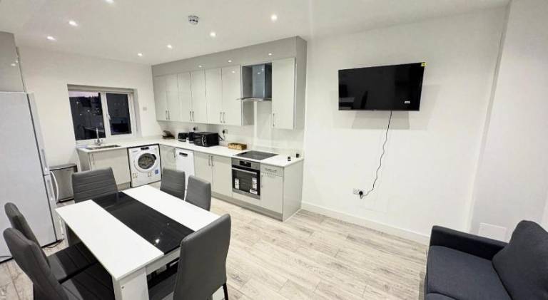 Holiday apartment with 2 rooms for 6 persons — photo 3