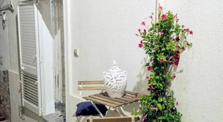 Apartment with 1 room for 2 persons in Matino