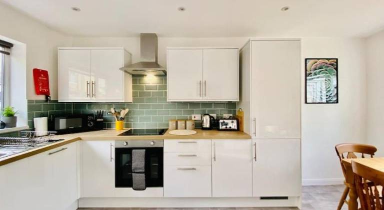 House with 2 rooms for 4 persons — photo 4