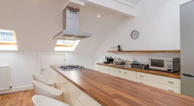 4 stars Rating Tourist board certified Spacious penthouse Apartment — photo 5