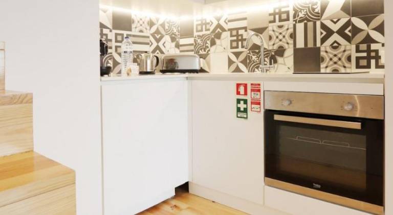 Pleasant rental apartment | Close to Porto Cathedral | Perfect for remote work | Pets allowed — photo 2