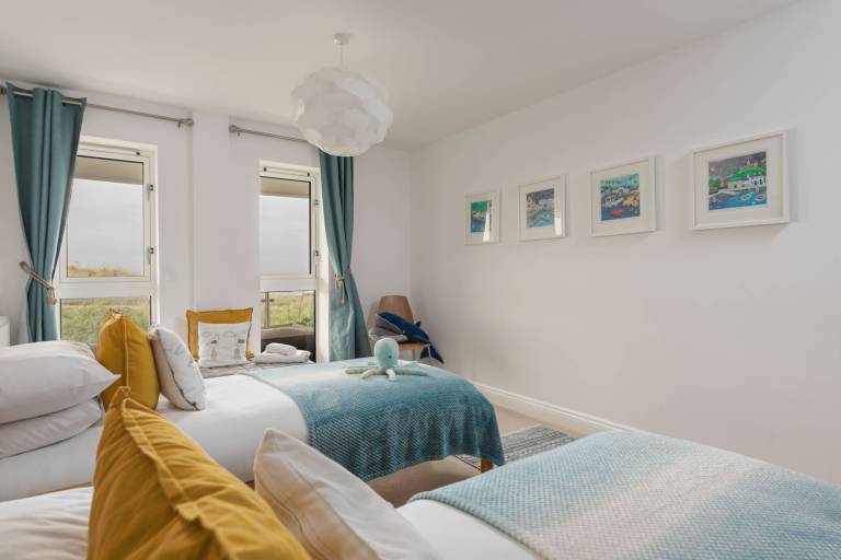 Host Stay Sunset — photo 4
