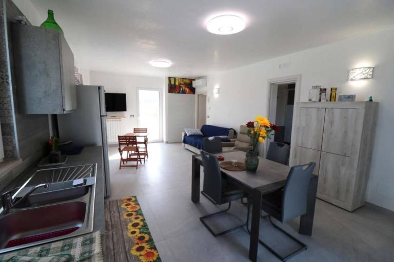 Holiday apartment with grill, yard & pool | Sea view — photo 2