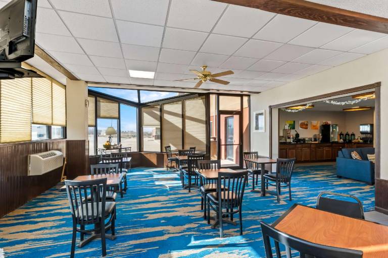 Quality Inn Sidney I-80 — photo 4