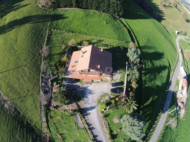 Cottage ∙ 5 Bedrooms ∙ 15 Guests - Cantabria
