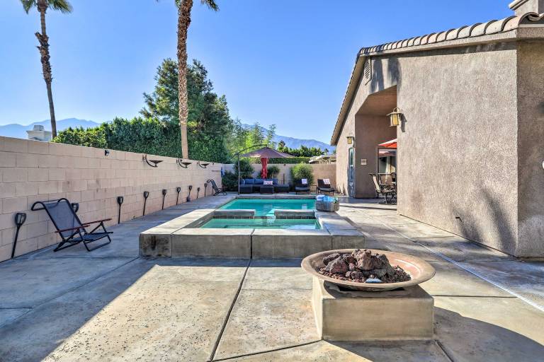 Mtn Views Saltwater Pool Cathedral City Home
