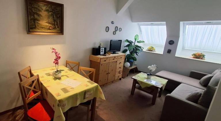 Wonderful holiday apartment with barbecue, terrace & yard | Pets are welcome — photo 4