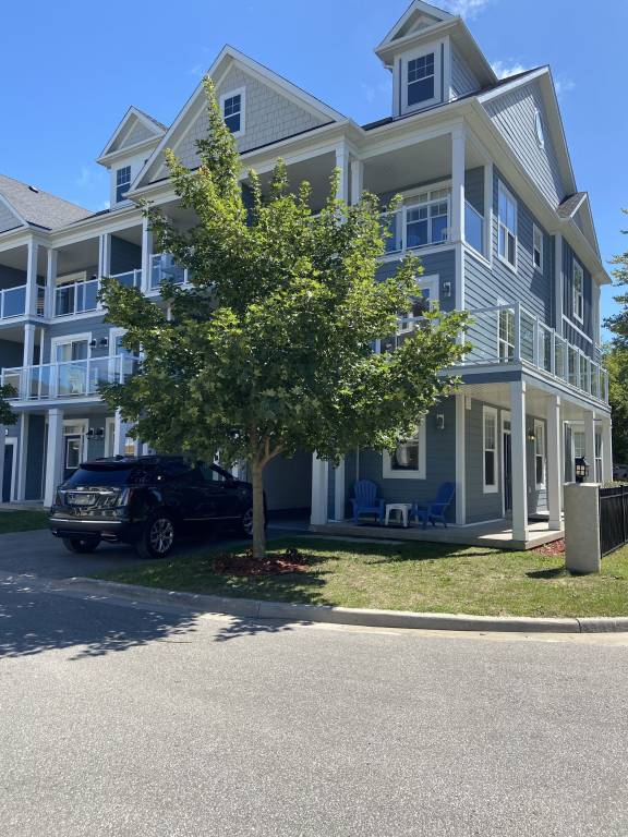 House  Wasaga Beach