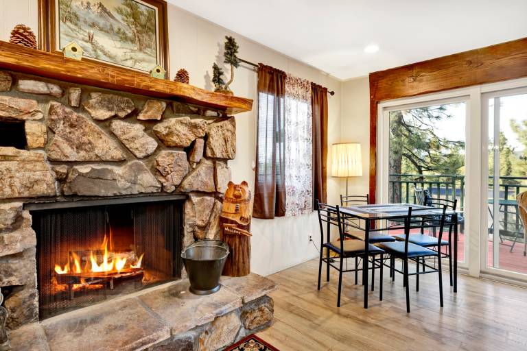 Cabin with hot tub & grill | Mountain view — photo 5