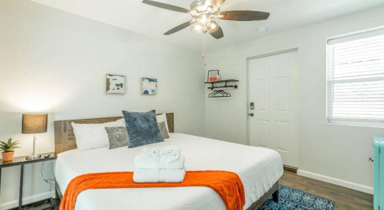 09 The Breuer Room - A PMI Scenic City Vacation Rental in Chattanooga, TN