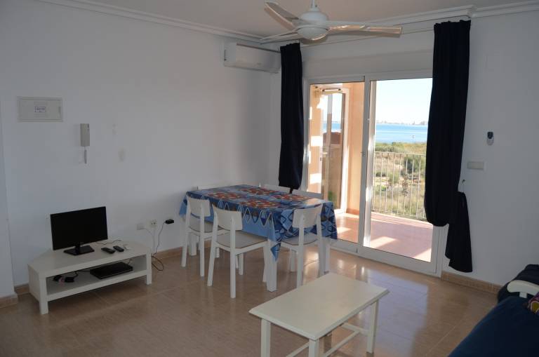 Holiday apartment with garden, patio & pool — photo 4
