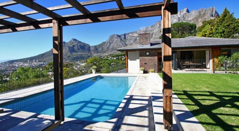 Villa with pool — photo 3