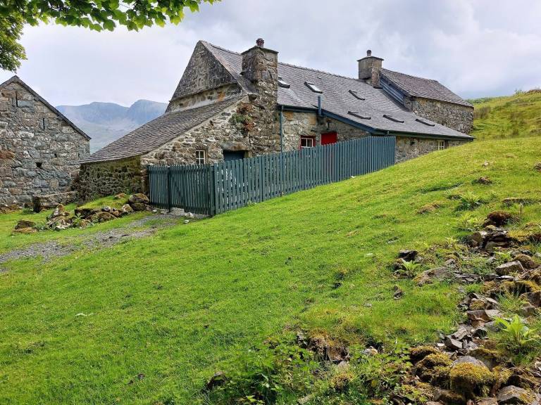 Farmhouse Islawr-dref