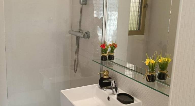 Pleasant rental apartment with patio & private pool | Next to the beach | Dogs allowed — photo 2