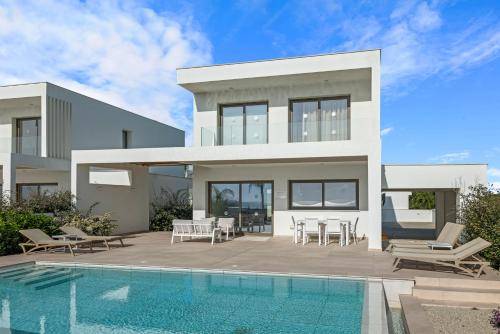 Villa Alethriko