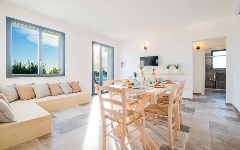 Villa with garden, private pool & BBQ | Pool view — photo 5