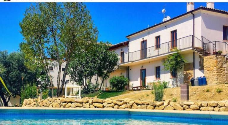 Rental apartment with pool & terrace in Pescara