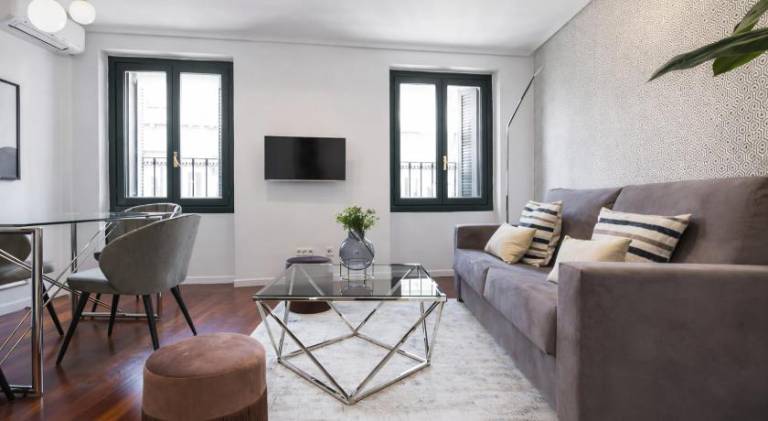 Apartamento con Estilo en Plaza Espana - Ubicacion Premium in Madrid