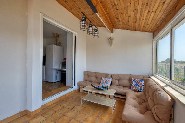 House with barbecue, patio & garden — photo 4