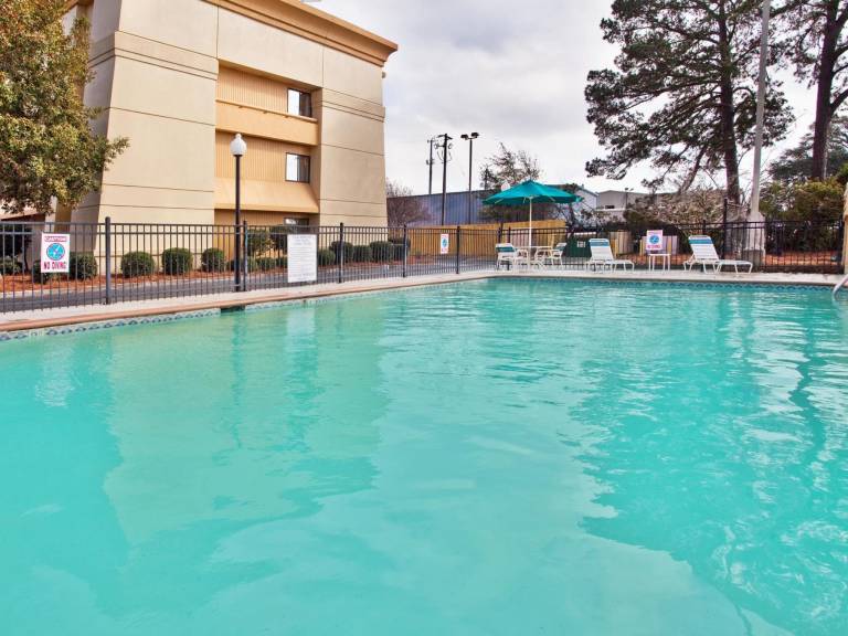 Spark by Hilton Savannah Midtown